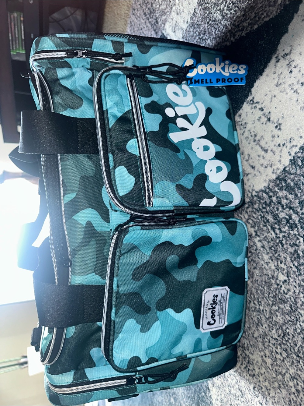 Cookies Men’s Camo Duffle Bag – Teal Blue